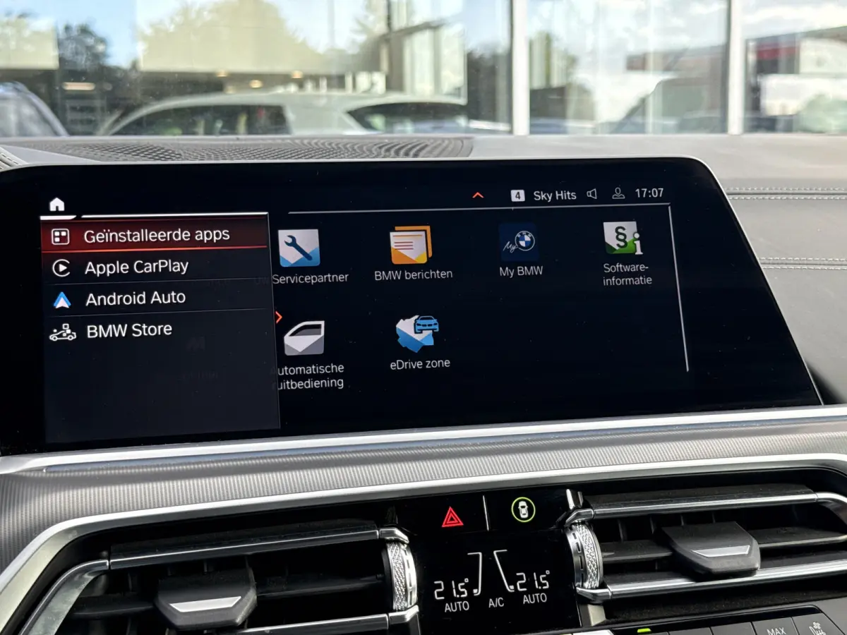 xDrive45e High Executive | M-Sport | 4 Wielbest. | Stoelvent. | Pano | Skylounge | Softclose | Trekhaak | ACC | HUD