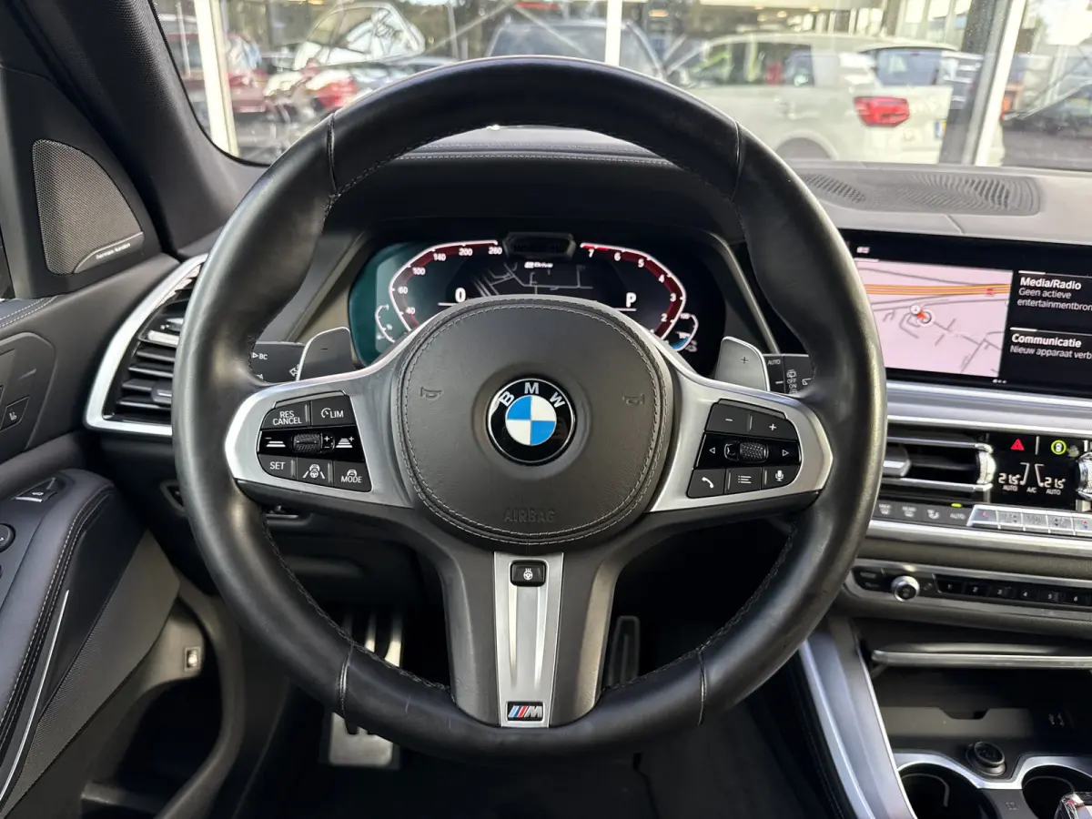 xDrive45e High Executive | M-Sport | 4 Wielbest. | Stoelvent. | Pano | Skylounge | Softclose | Trekhaak | ACC | HUD
