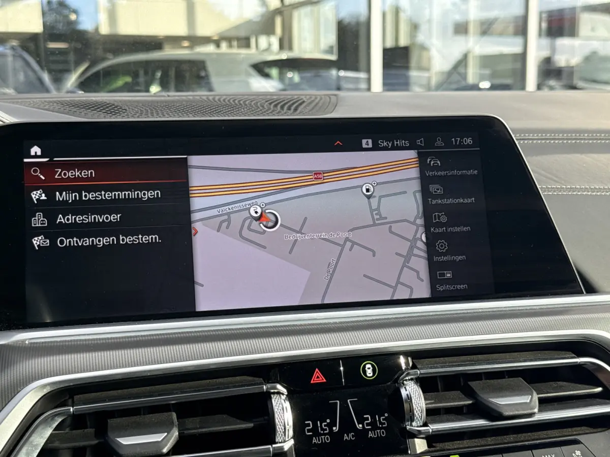 xDrive45e High Executive | M-Sport | 4 Wielbest. | Stoelvent. | Pano | Skylounge | Softclose | Trekhaak | ACC | HUD
