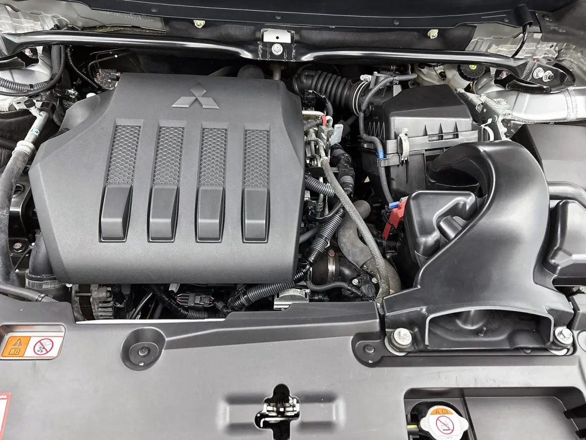 1.5 DI-T First Edition | 360 Camera | Climate Control | Stoelverwarming | Cruise Control Adaptief | HUD | Volledig Onderhouden |
