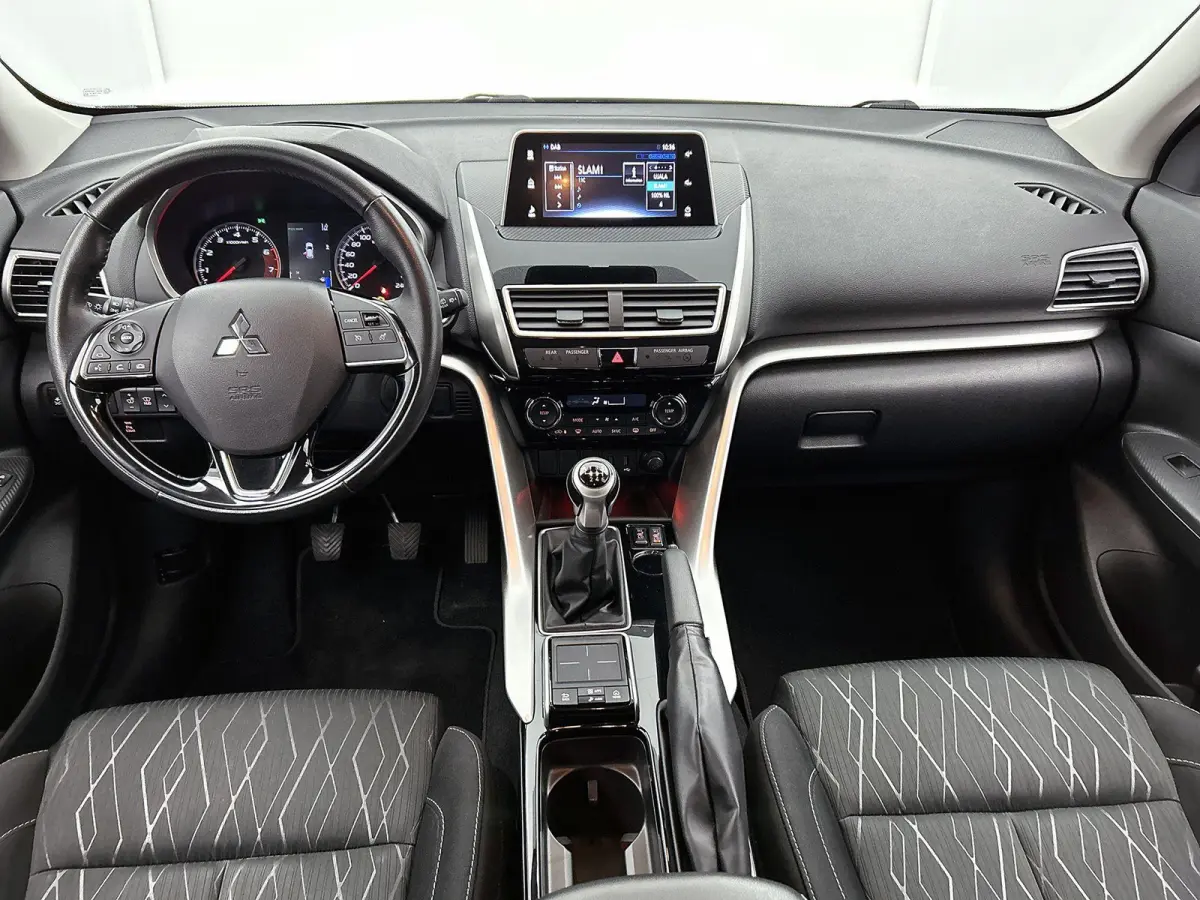 1.5 DI-T First Edition | 360 Camera | Climate Control | Stoelverwarming | Cruise Control Adaptief | HUD | Volledig Onderhouden |