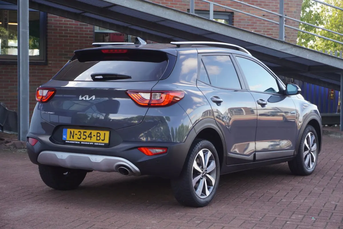 1.0 T-GDi MHEV DynamicPlusLine+Led+Ecc+Navigatie+Camera+cruise+Privacy-Glass = TOP ONDERHOUDEN !!