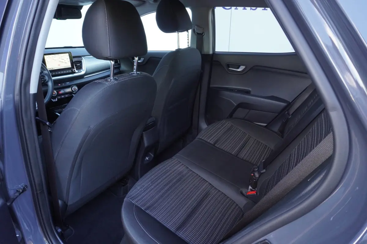 1.0 T-GDi MHEV DynamicPlusLine+Led+Ecc+Navigatie+Camera+cruise+Privacy-Glass = TOP ONDERHOUDEN !!