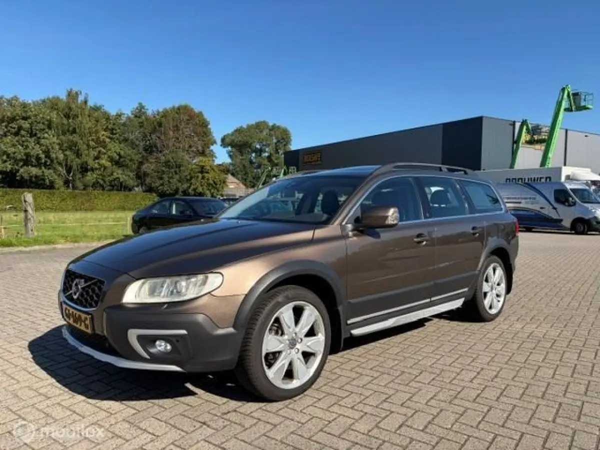 MY16 FWD T5 245PK GEARTRONIC8 INSCRIPTION | SUNROOF | STANDKACHEL | STOELKOELING