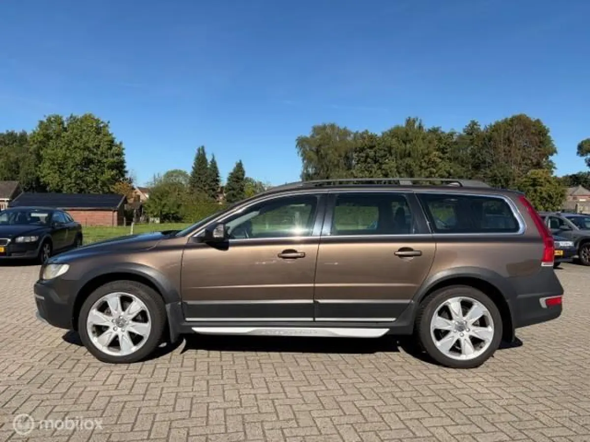 MY16 FWD T5 245PK GEARTRONIC8 INSCRIPTION | SUNROOF | STANDKACHEL | STOELKOELING