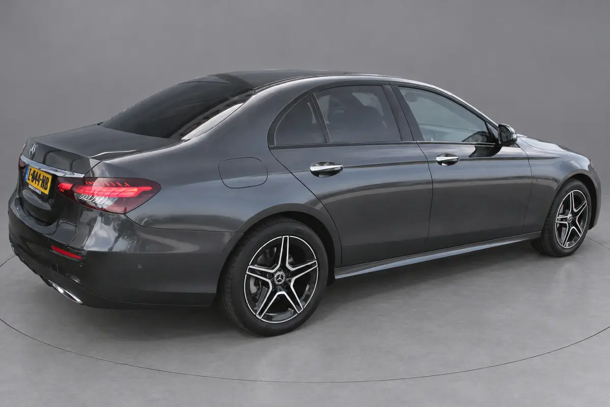 300e AMG Line NIGHT PAKKET LEDER DISTRONIC 360-CAMERA KEY-LESS GO