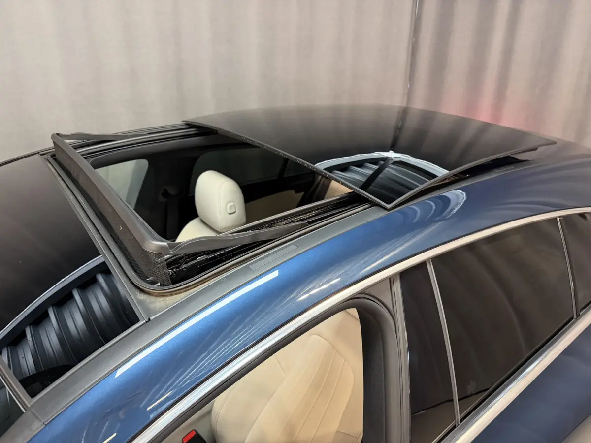 250 e Luxury Line 18"/Panoramadak/Leder/Stoel + stuurverwarming/Burmester/Elektrische klep/Keyless/PDC v+a/Apple Carplay & Android Auto