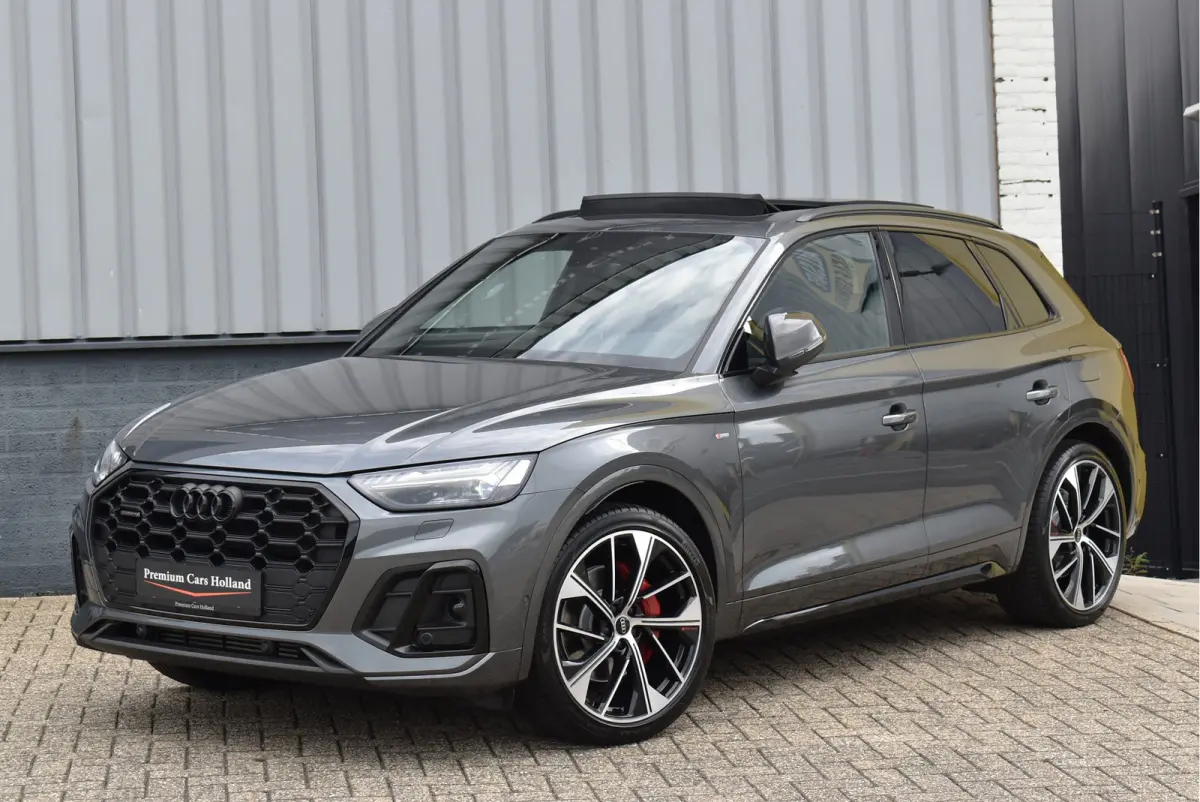 50 TFSI e S-Line 299 Pk Competition Pano Lucht Carbon Keyless Trekhaak Oled Matrix 21 Inch