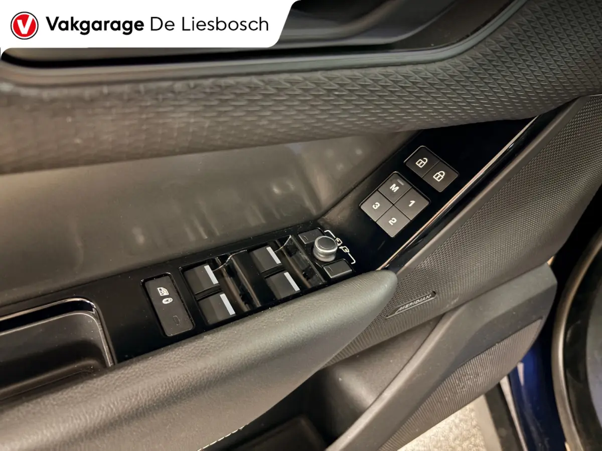 2.0 P400e S/ 22 inch / Leder / Meridian/ facelift / Panorama-dak / trekhaak