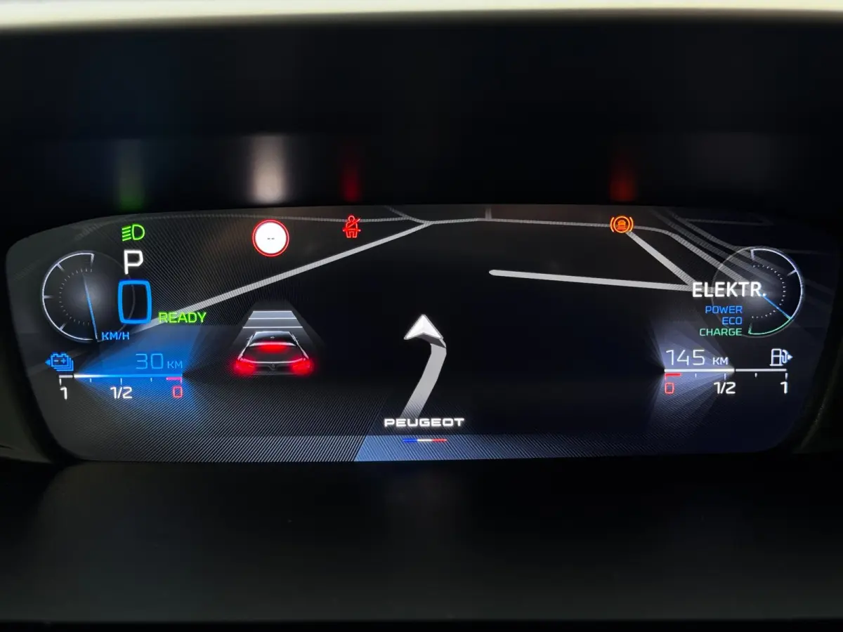 1.6 Plug-in Hybrid 180 GT | 100% SOH | Alcantara + Memory | Winter Pack | Camera | Adaptive Cruise