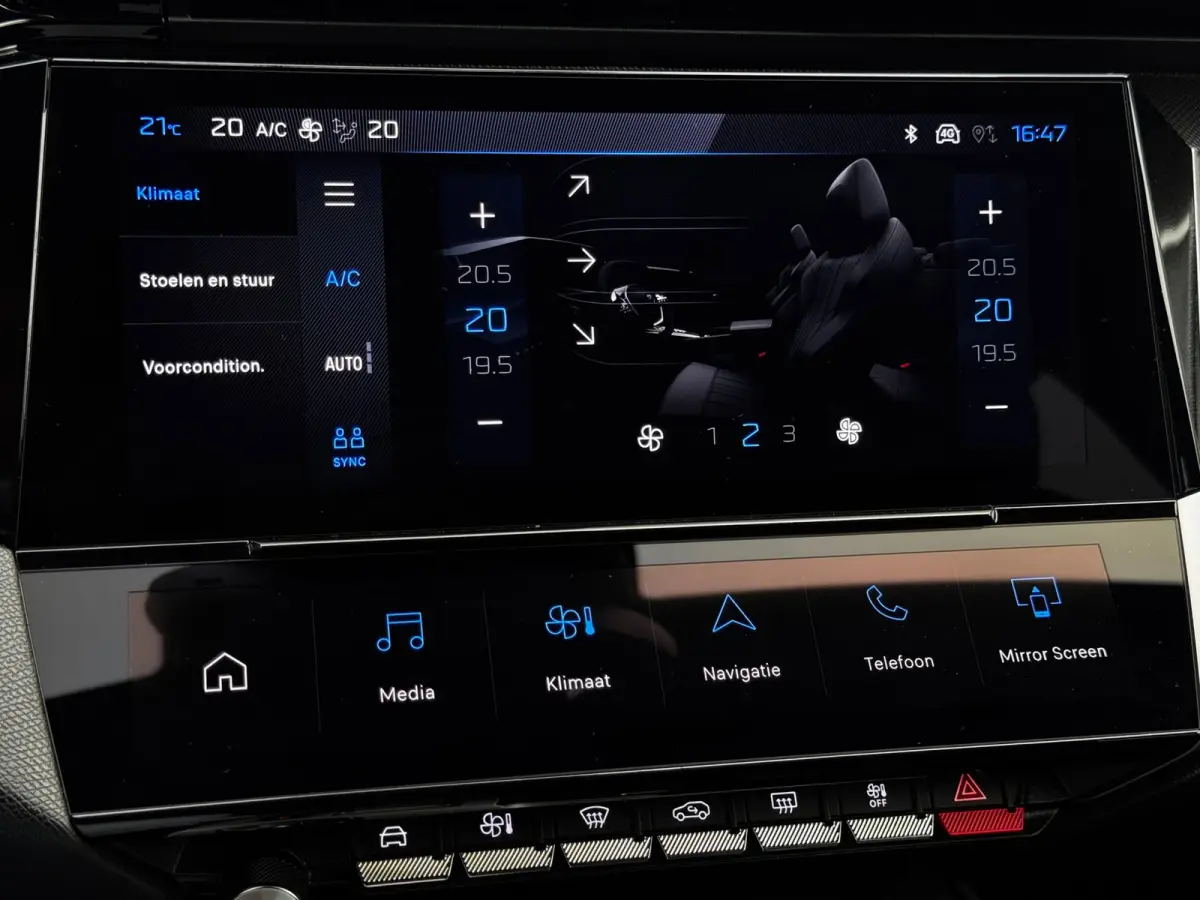 1.6 Plug-in Hybrid 180 GT | 100% SOH | Alcantara + Memory | Winter Pack | Camera | Adaptive Cruise