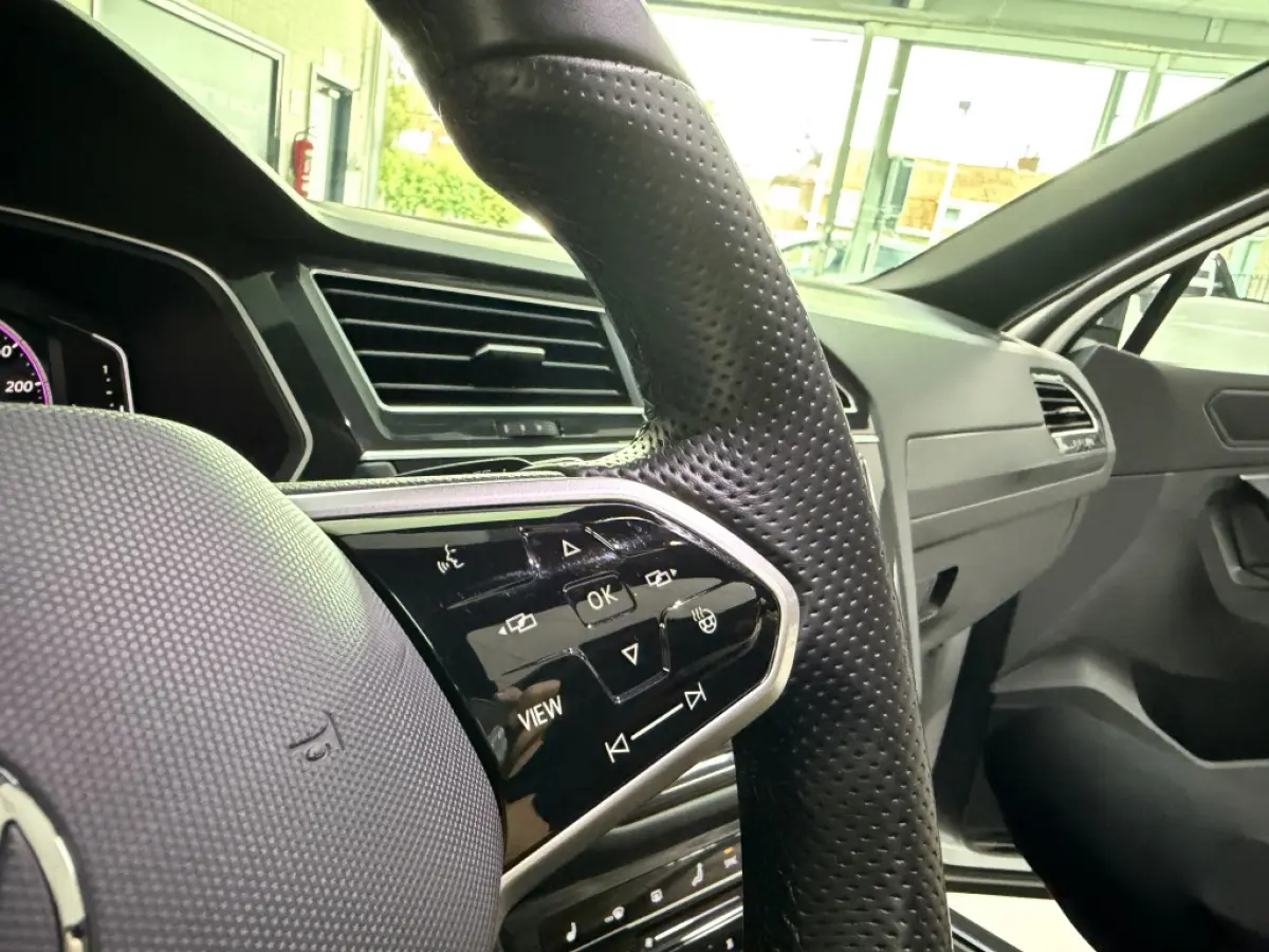 1.5 TSI R-Line PANO HUD LANE ACC