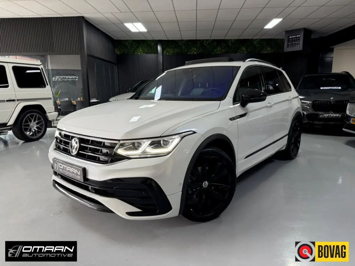 1.5 TSI R-Line PANO HUD LANE ACC