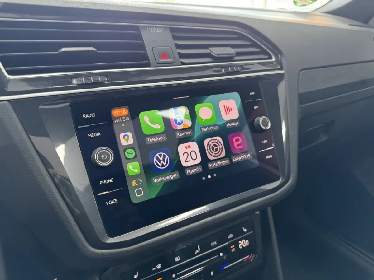 1.5 TSI R-Line PANO HUD LANE ACC