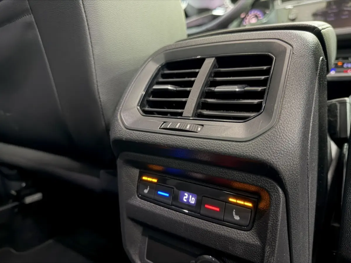 1.5 TSI R-Line PANO HUD LANE ACC