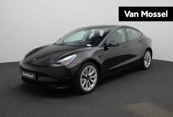 Long Range AWD 75 kWh | PANORAMADAK | ACHTERUITRIJCAMERA | ELEKTRISCH VERSTELBARE VOORSTOELEN | LED VERLICHTING | ELEKTRISCHE ACHTERKLEP | NAVIGATIE |