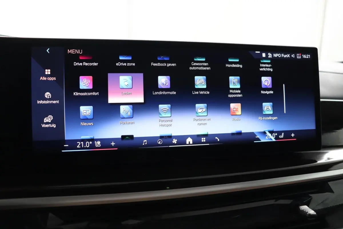 xDrive50e | M-Sport Pro | Trekhaak | M-Sportstoelen Professional | Harman/Kardon | 22inch | Alcantara dak