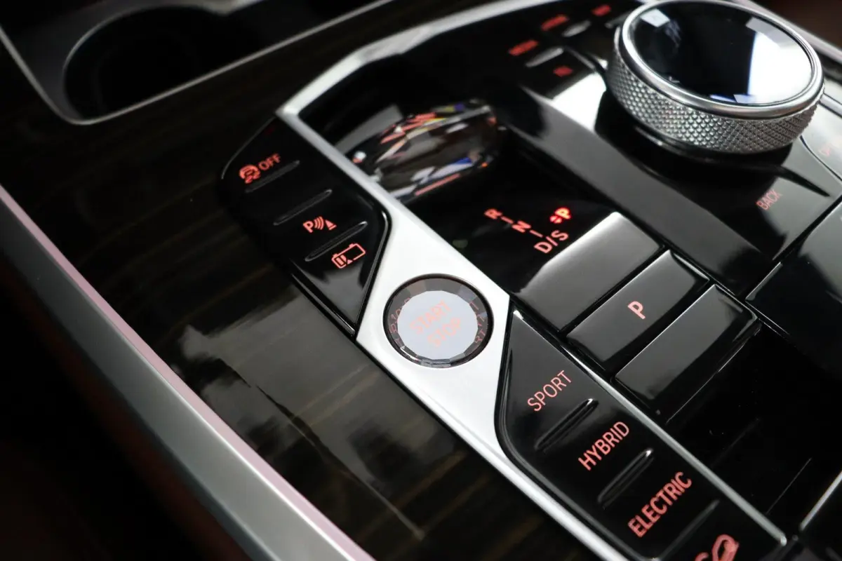 xDrive50e | M-Sport Pro | Trekhaak | M-Sportstoelen Professional | Harman/Kardon | 22inch | Alcantara dak