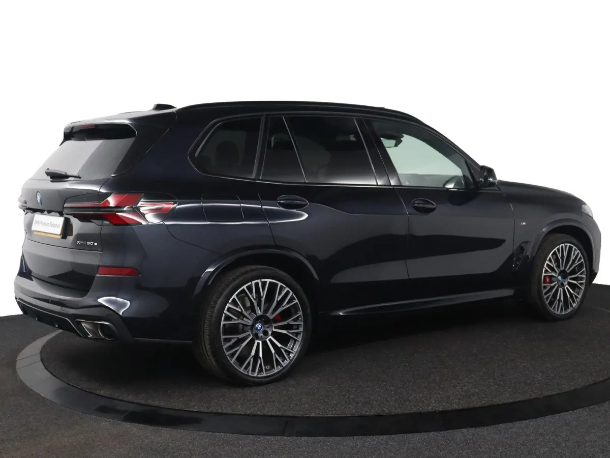 xDrive50e | M-Sport Pro | Trekhaak | M-Sportstoelen Professional | Harman/Kardon | 22inch | Alcantara dak