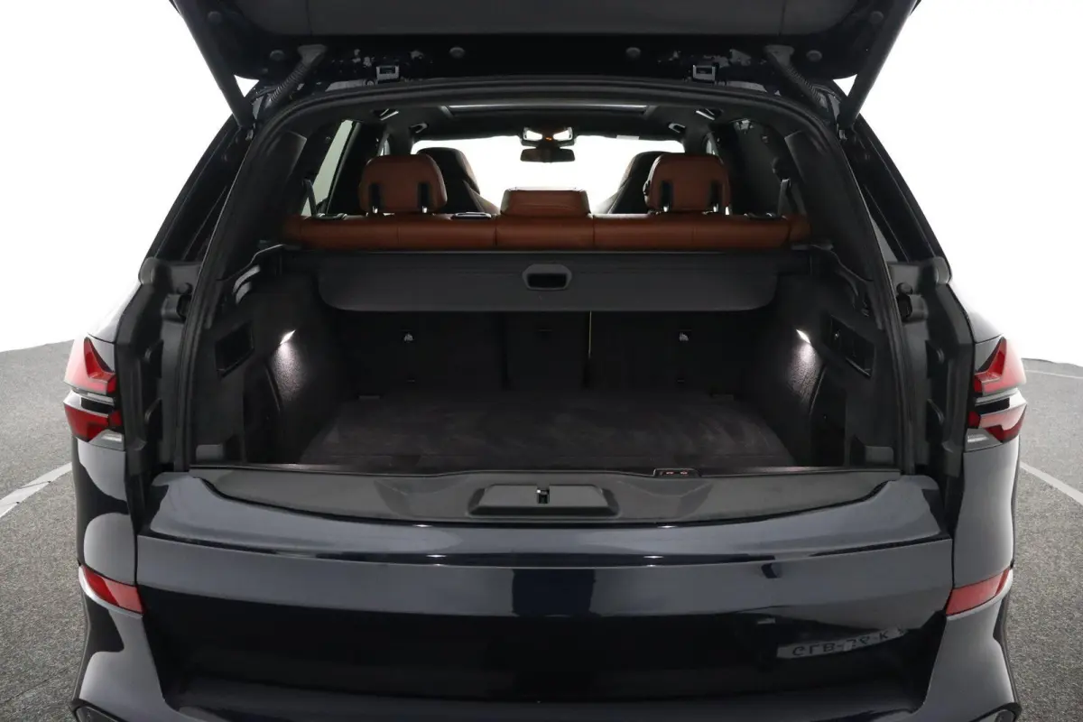 xDrive50e | M-Sport Pro | Trekhaak | M-Sportstoelen Professional | Harman/Kardon | 22inch | Alcantara dak