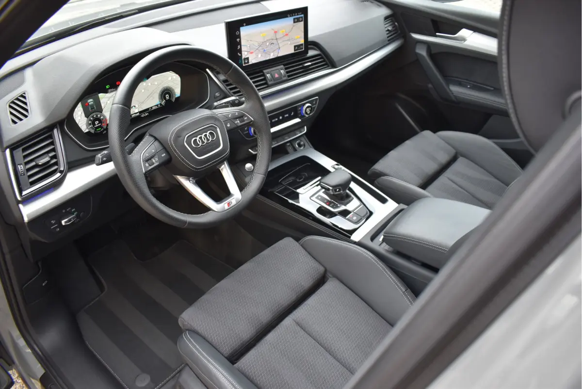 55 TFSI e S-Line 367 Pk Quantum Grey Exclusive Pano Luchtvering ACC Sfeer 20 Inch
