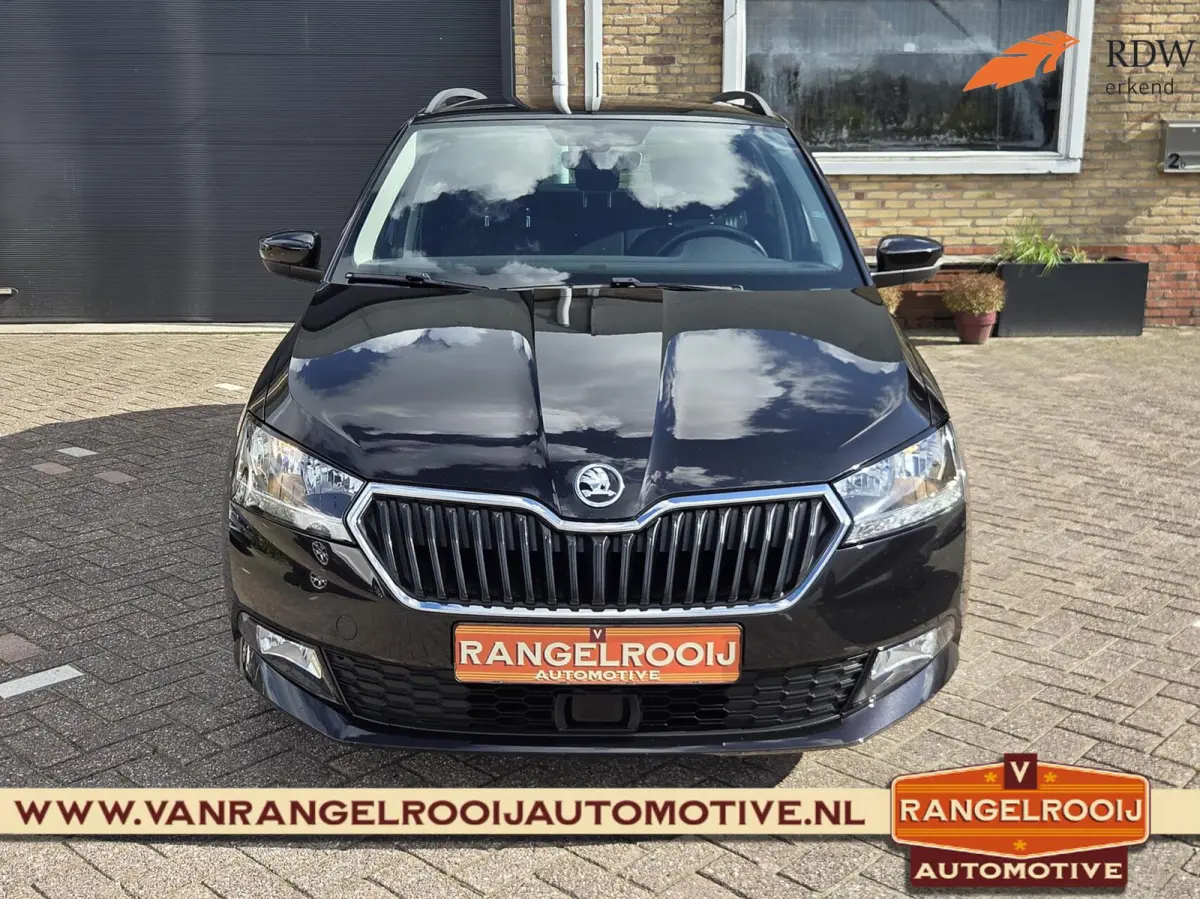 1.0 TSI Clever, clima, cruise, navi, 15" lmv