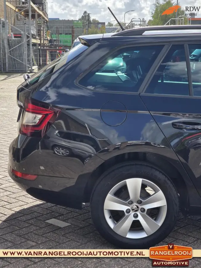 1.0 TSI Clever, clima, cruise, navi, 15" lmv
