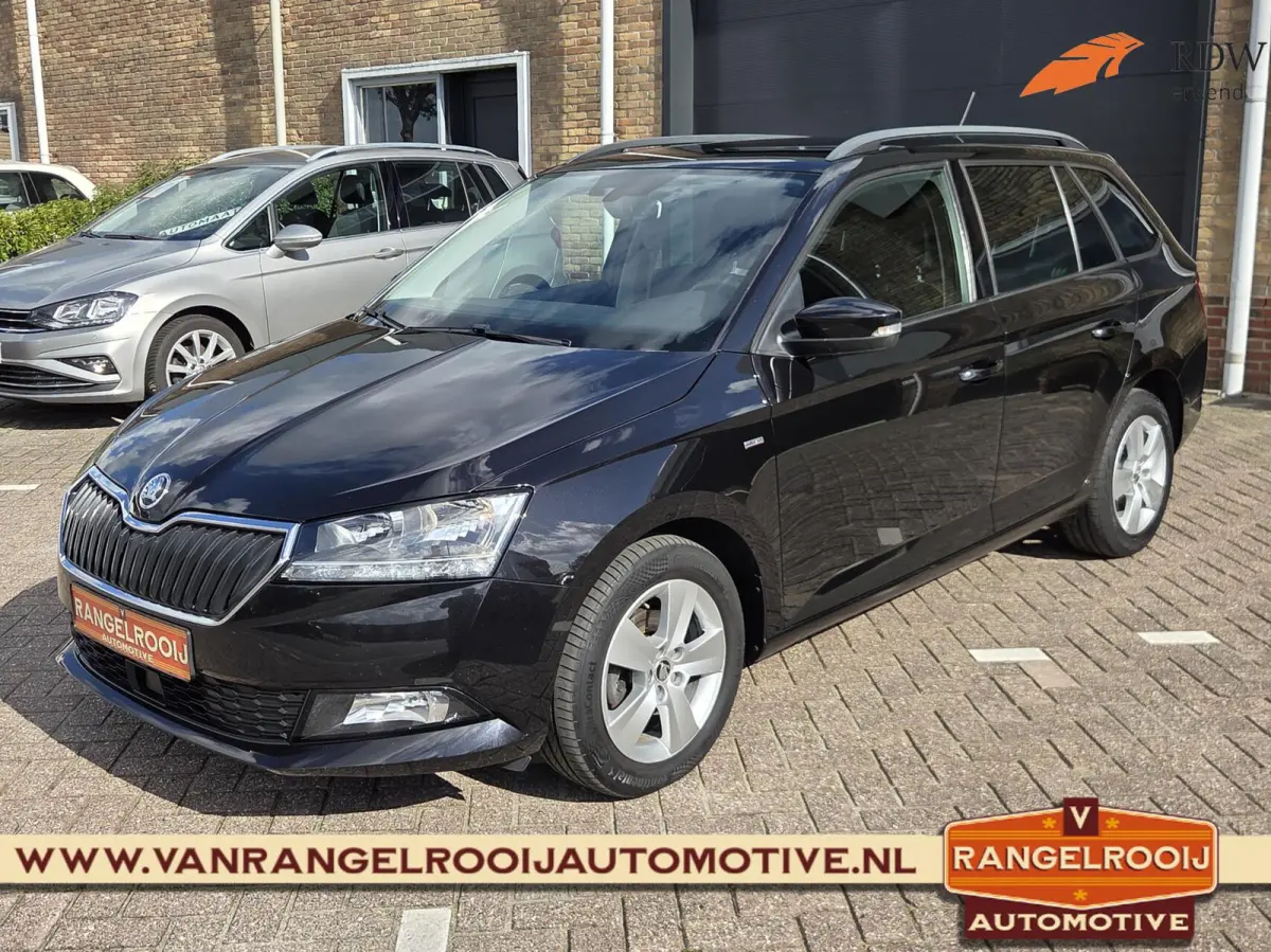 1.0 TSI Clever, clima, cruise, navi, 15" lmv