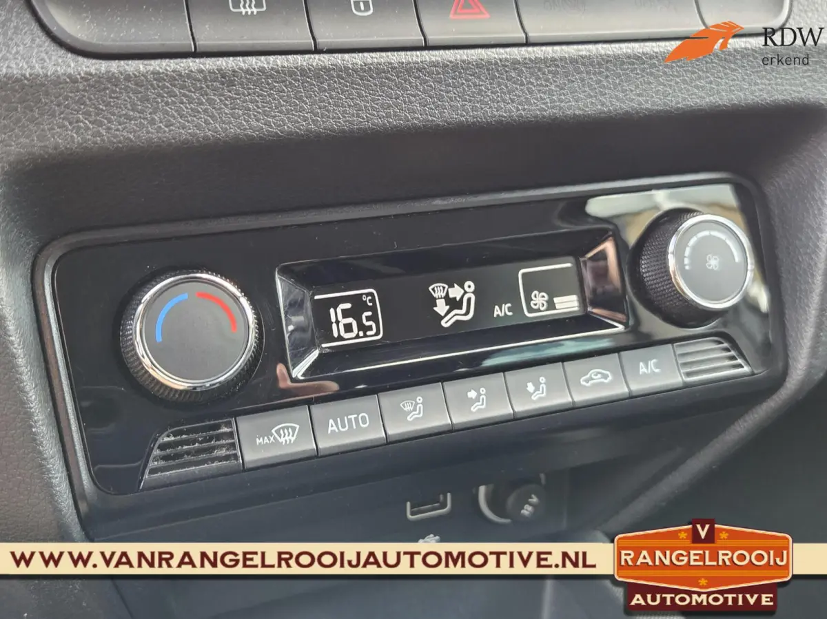 1.0 TSI Clever, clima, cruise, navi, 15" lmv