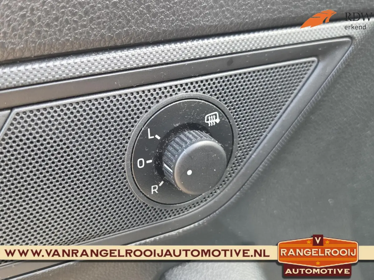 1.0 TSI Clever, clima, cruise, navi, 15" lmv