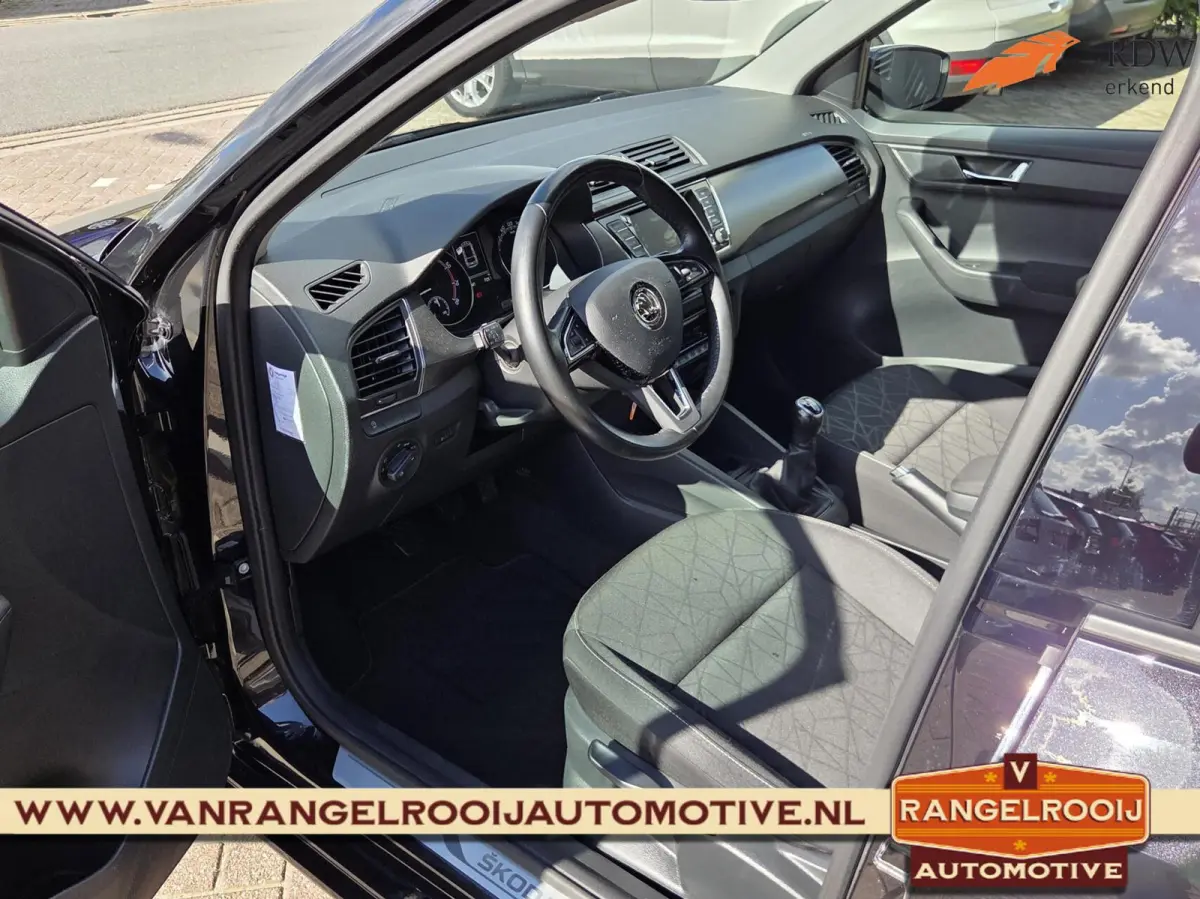 1.0 TSI Clever, clima, cruise, navi, 15" lmv