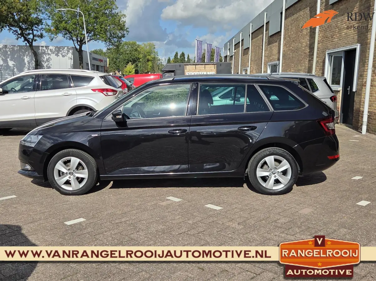 1.0 TSI Clever, clima, cruise, navi, 15" lmv