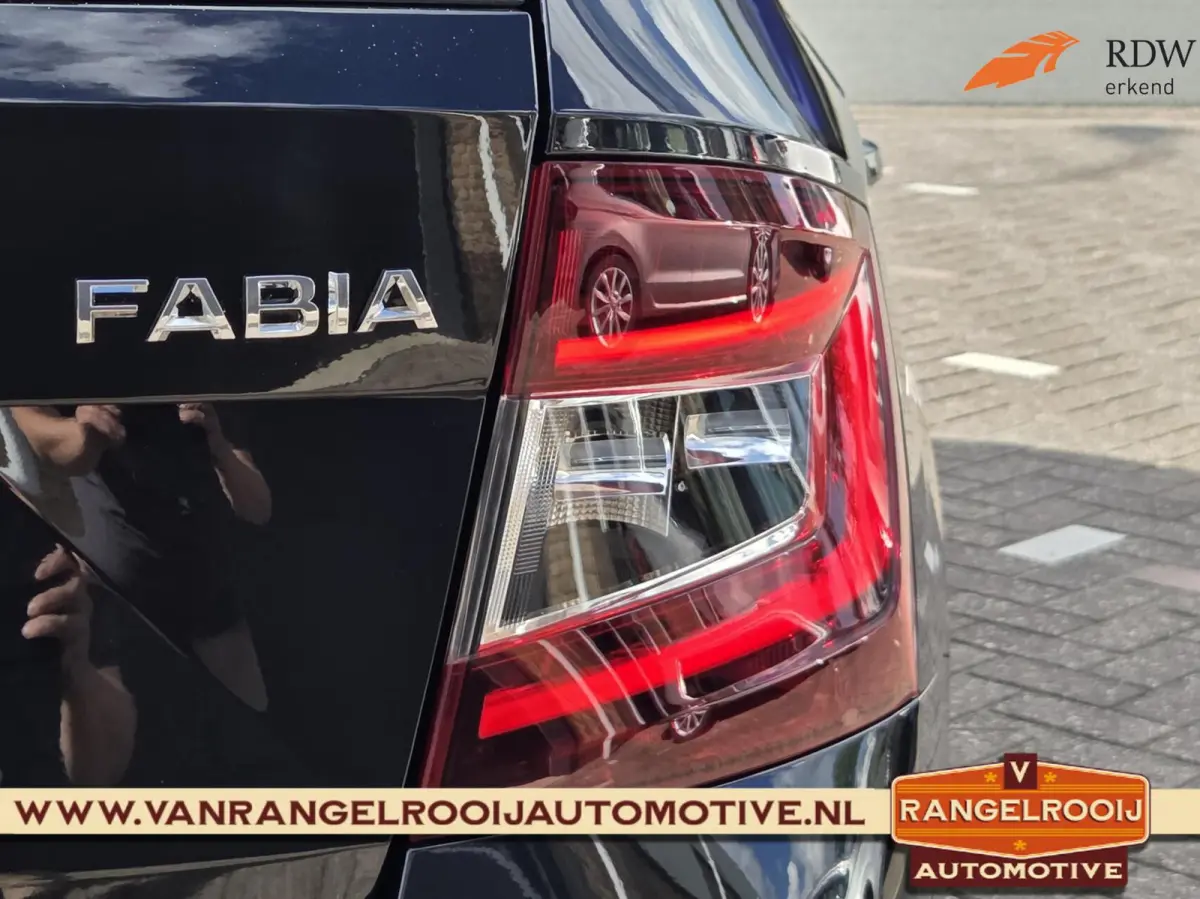 1.0 TSI Clever, clima, cruise, navi, 15" lmv