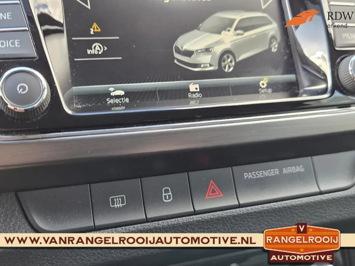 1.0 TSI Clever, clima, cruise, navi, 15" lmv