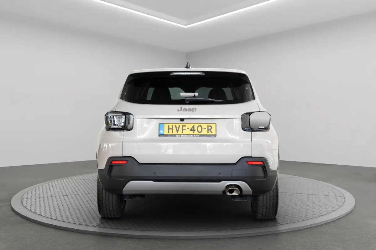 1.2 e-Hybrid Summit | Navigatie | Camera | Elektrische Achterklep | Keyless | Parkeersensoren | Apple Carplay & Android Auto |