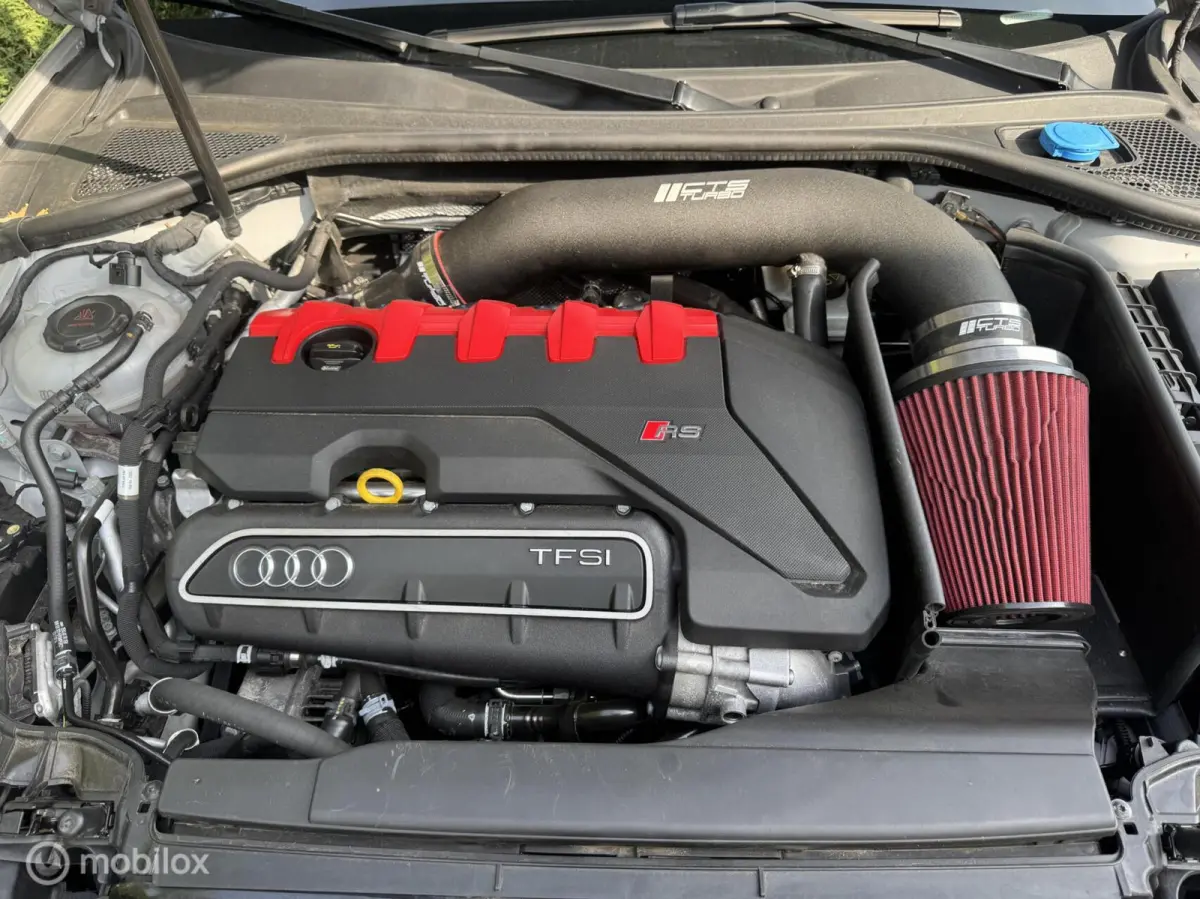 RS3 2.5 TFSI RS3 quattro PANO/ SCHAAL / NARDO / DIGITAL
