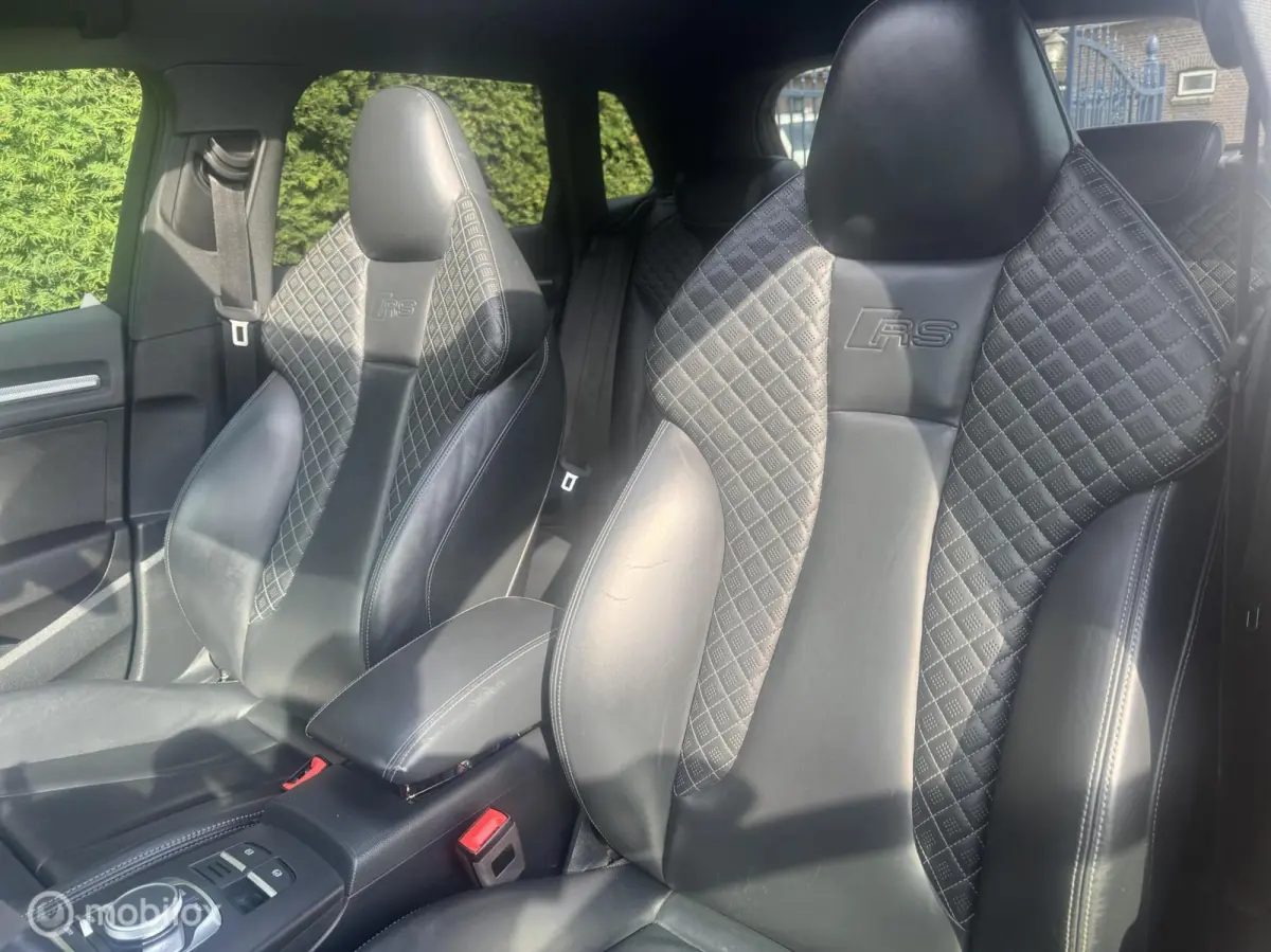 RS3 2.5 TFSI RS3 quattro PANO/ SCHAAL / NARDO / DIGITAL