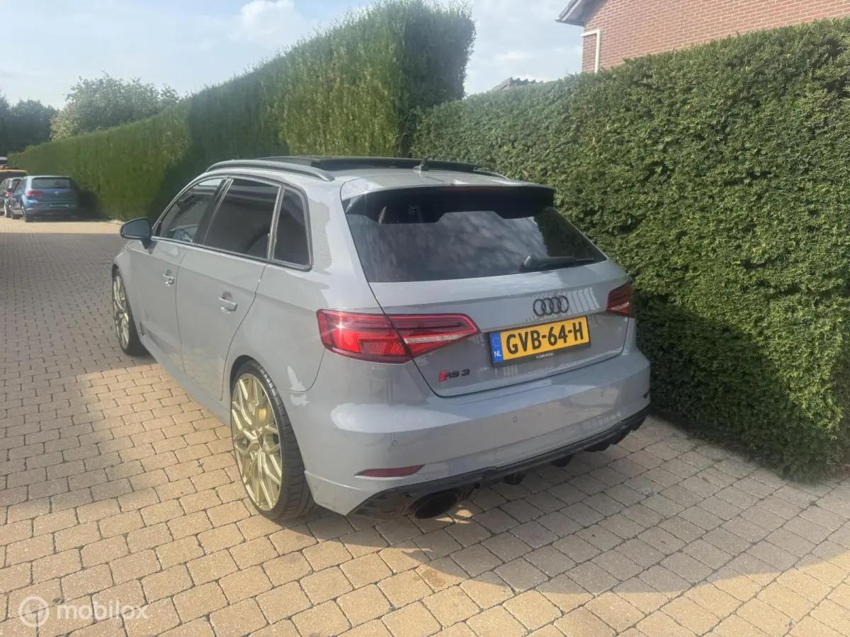 RS3 2.5 TFSI RS3 quattro PANO/ SCHAAL / NARDO / DIGITAL
