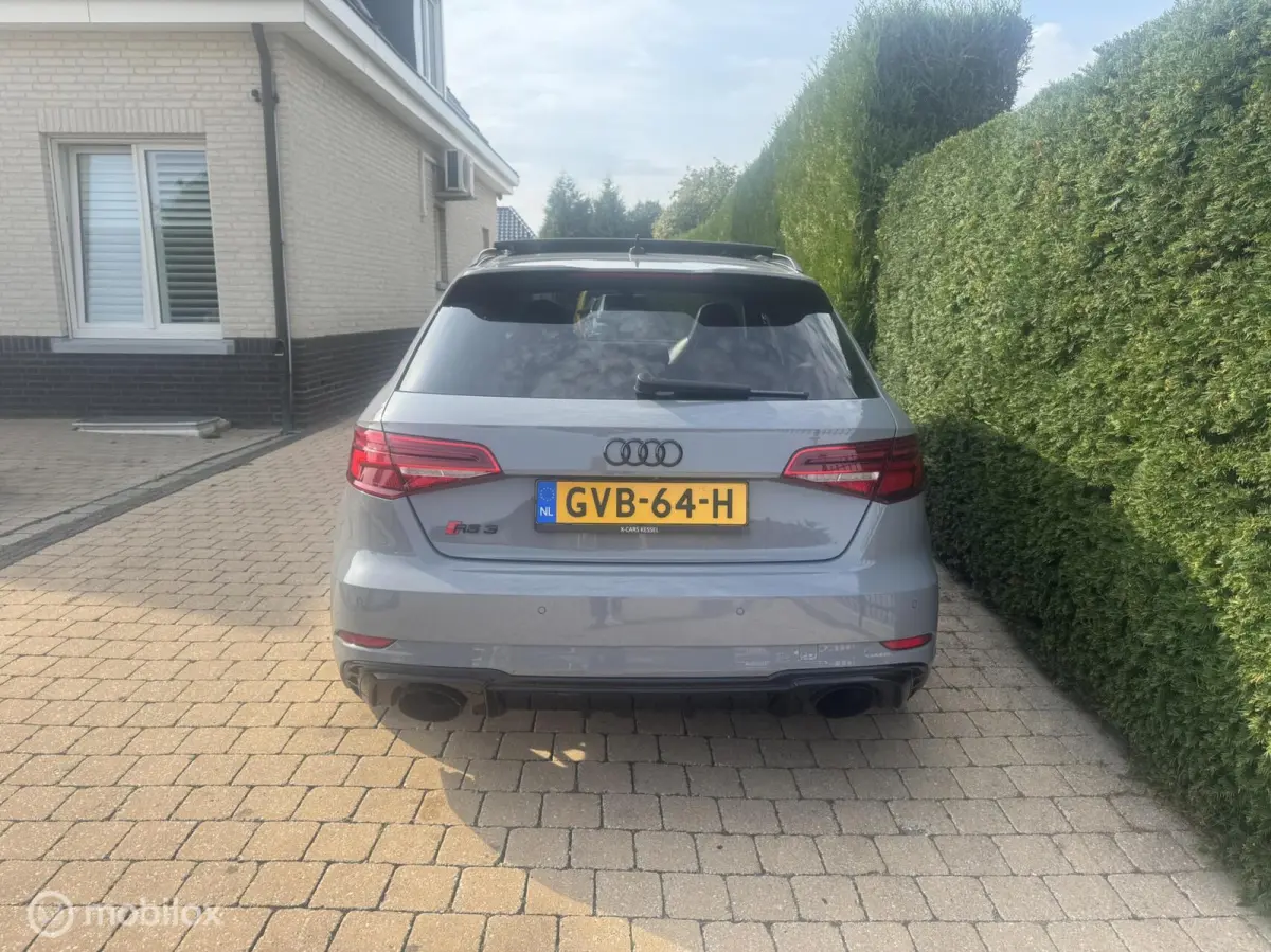RS3 2.5 TFSI RS3 quattro PANO/ SCHAAL / NARDO / DIGITAL