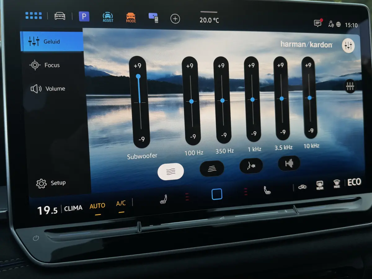 1.5 eHybrid 272PK DSG R-LINE SPORT HARMAN-KARDON/360° CAMERA/TREKHAAK FABRIEKSGARANTIE TOT 2030