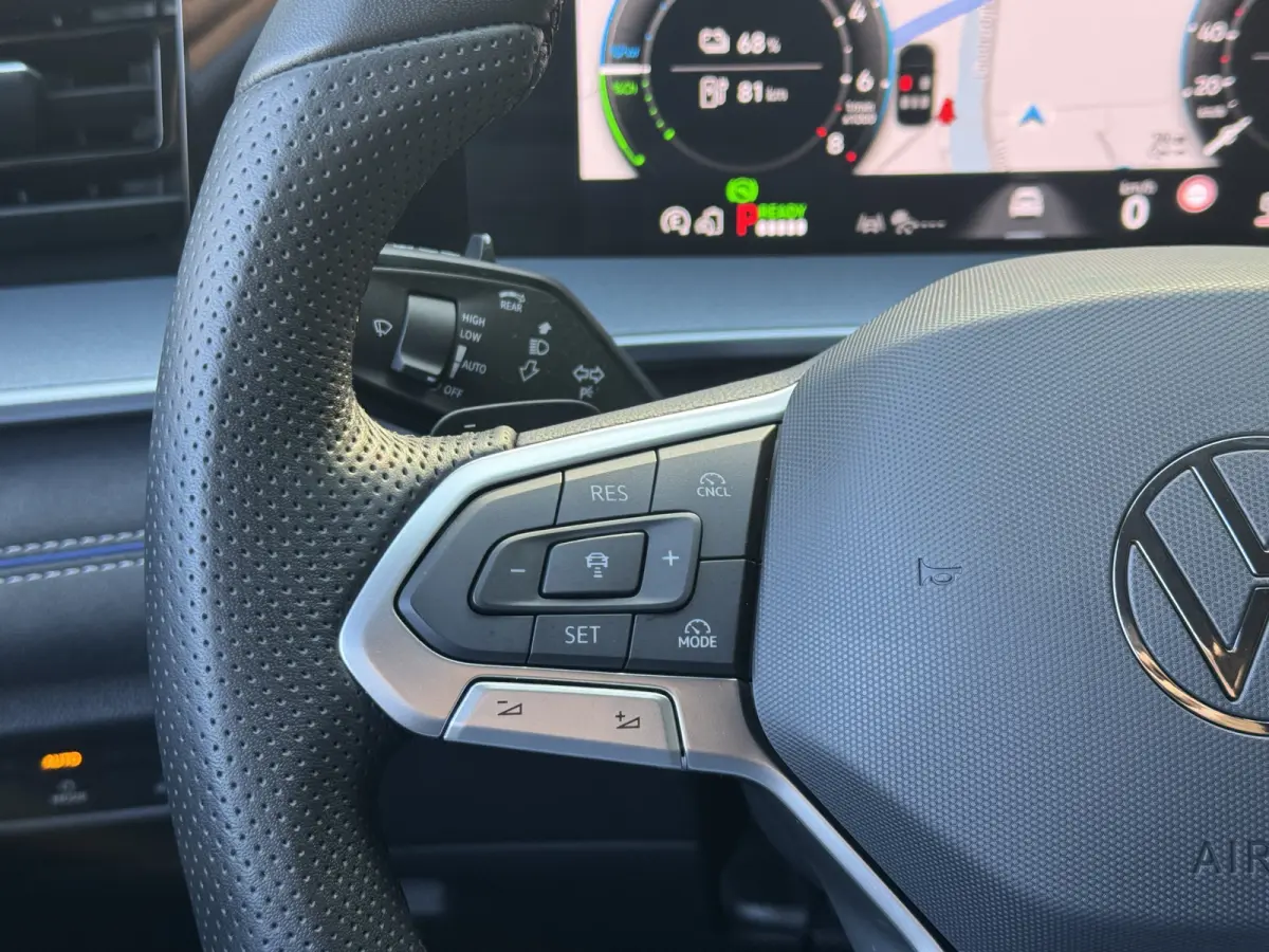 1.5 eHybrid 272PK DSG R-LINE SPORT HARMAN-KARDON/360° CAMERA/TREKHAAK FABRIEKSGARANTIE TOT 2030