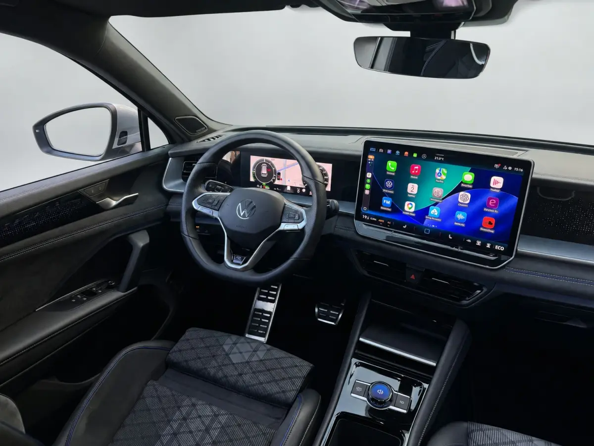 1.5 eHybrid 272PK DSG R-LINE SPORT HARMAN-KARDON/360° CAMERA/TREKHAAK FABRIEKSGARANTIE TOT 2030