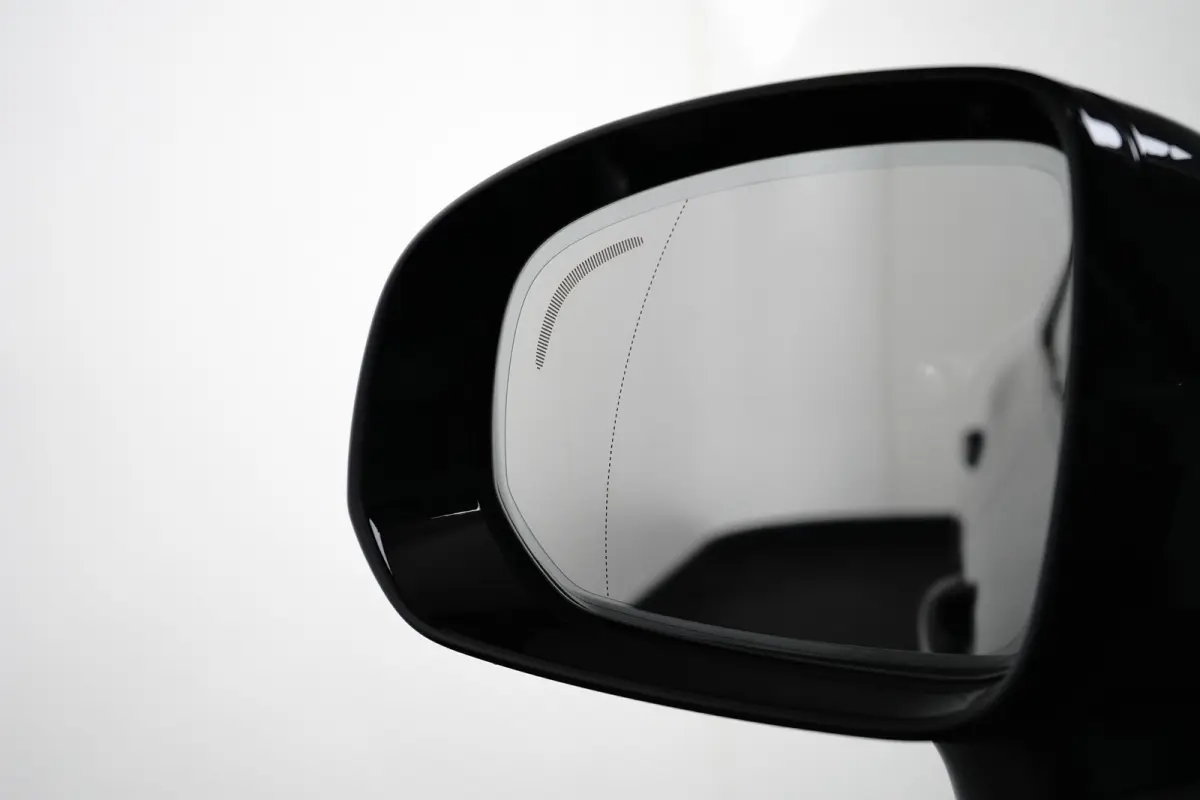 2.0 T6 Plug-in hybrid AWD Plus Dark | Trekhaak | Massage/ventilatie | 360 Camera | Pano | BLIS