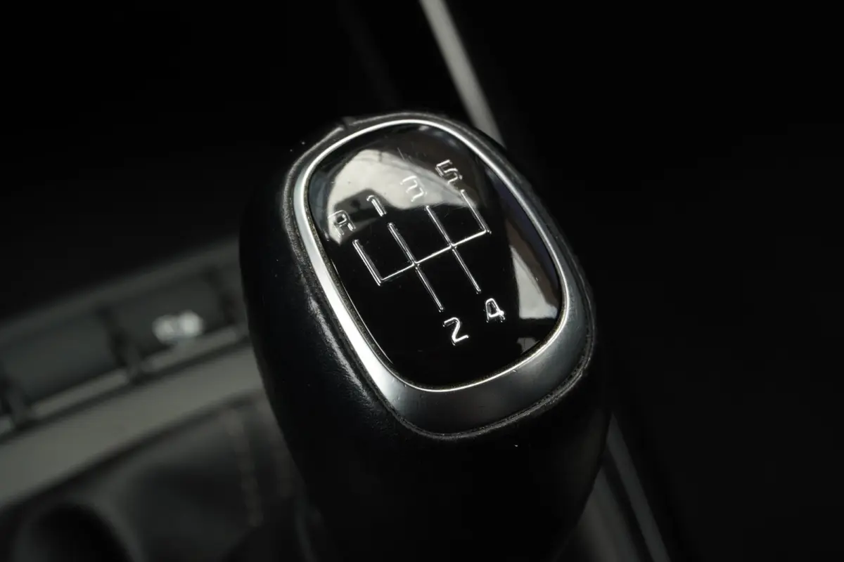 1.0 T-GDi Sports Edition+Led+Navigatie+Camera+Half-Leder+cruise+Privacy-Glass+airco = TOP UITV !!