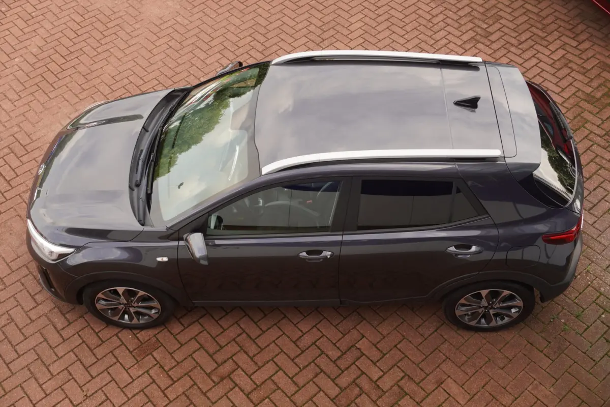 1.0 T-GDi Sports Edition+Led+Navigatie+Camera+Half-Leder+cruise+Privacy-Glass+airco = TOP UITV !!