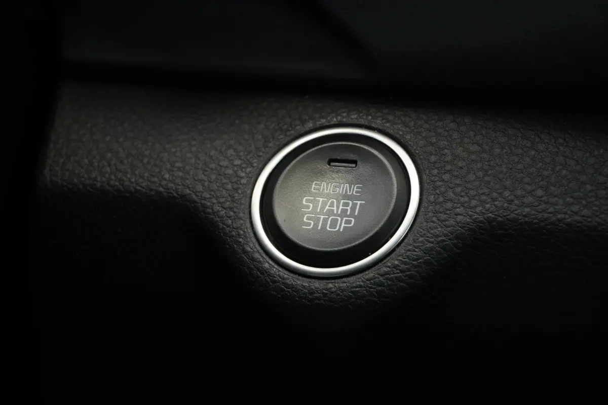 1.0 T-GDi MHEV DynamicPlusLine+Led+Ecc+Navigatie+Camera+Cruise+Kelles = NOVEMBER 2023