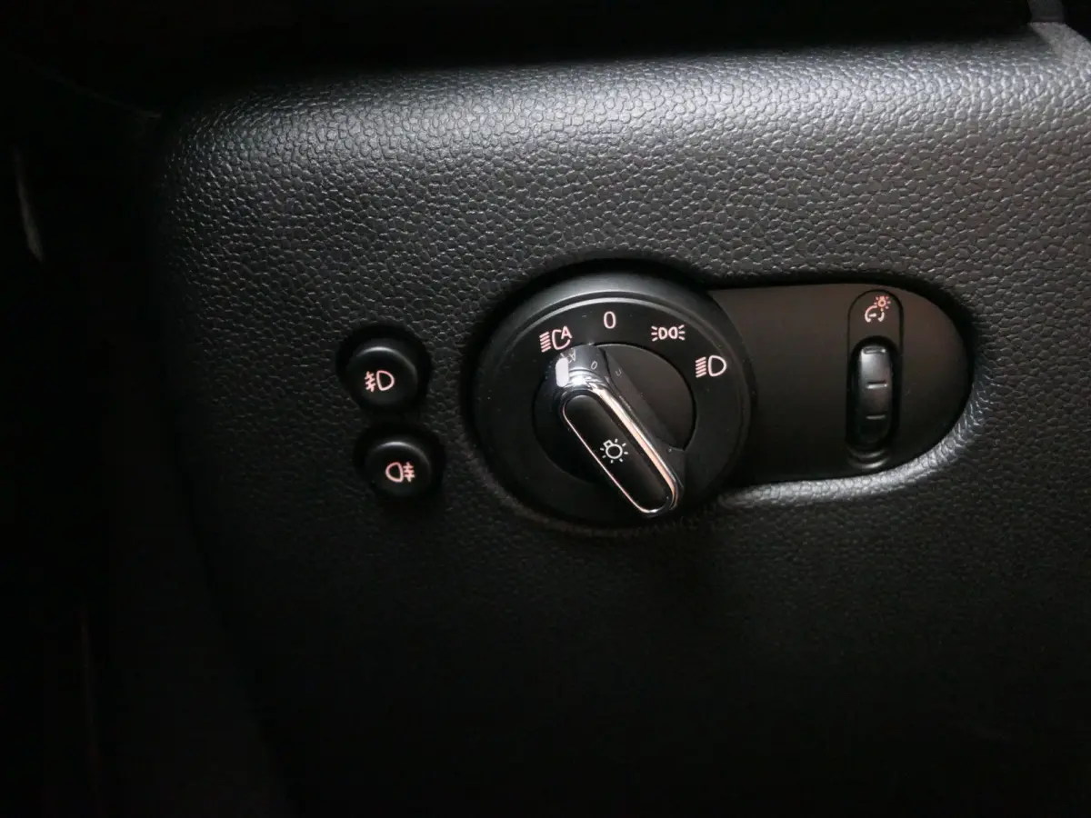 1.5 Cooper Serious Business | 1e eigenaresse!