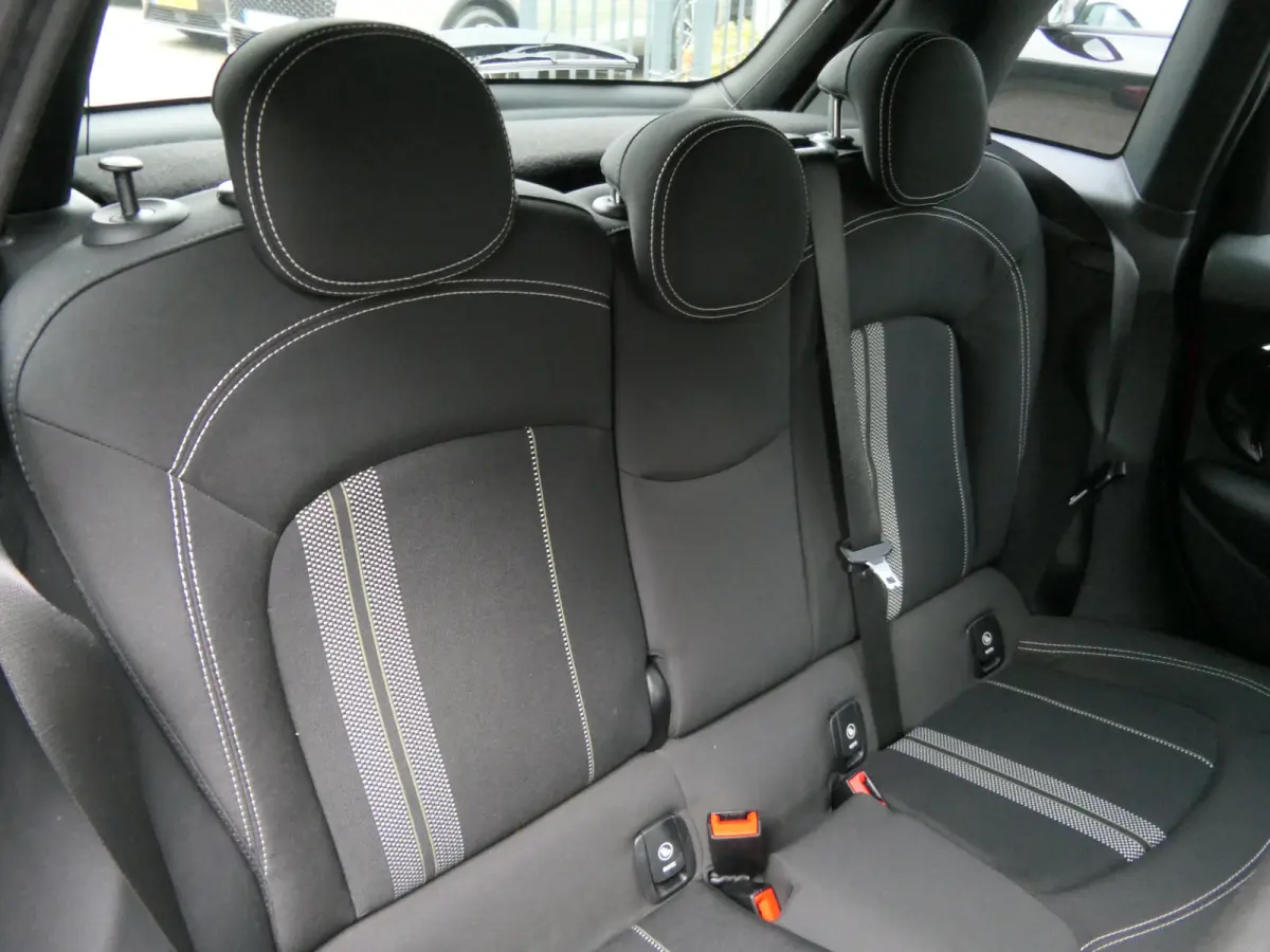 1.5 Cooper Serious Business | 1e eigenaresse!