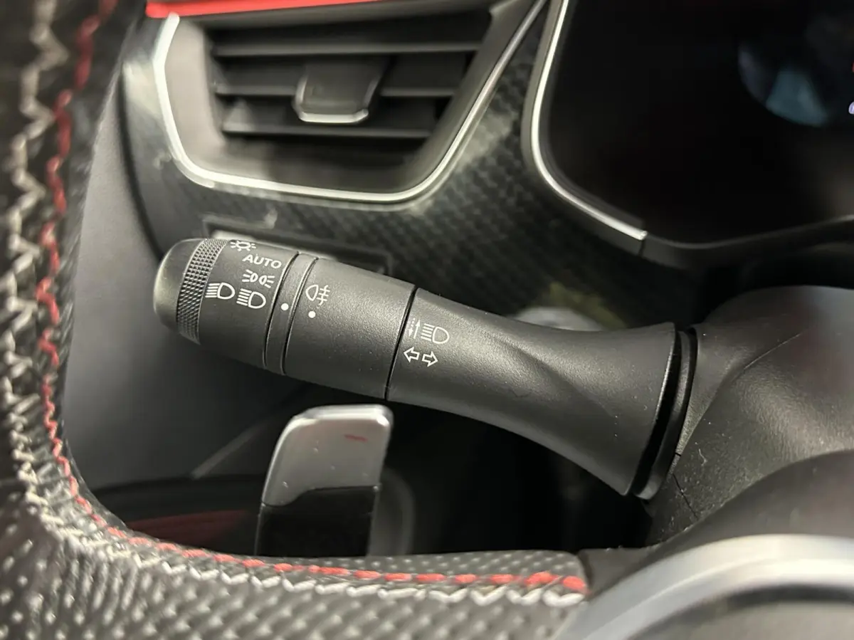 1.3 TCe 140 R.S Line PANO TREKHAAK LEER CAMERA CARPLAY NAVI.