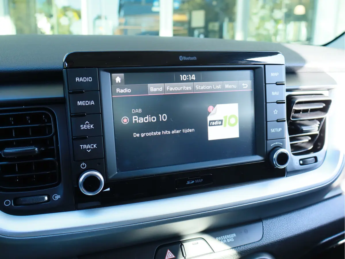 1.0 T-GDi DynamicLine Airco / Camera / Navi / Cruise / LM-Velgen